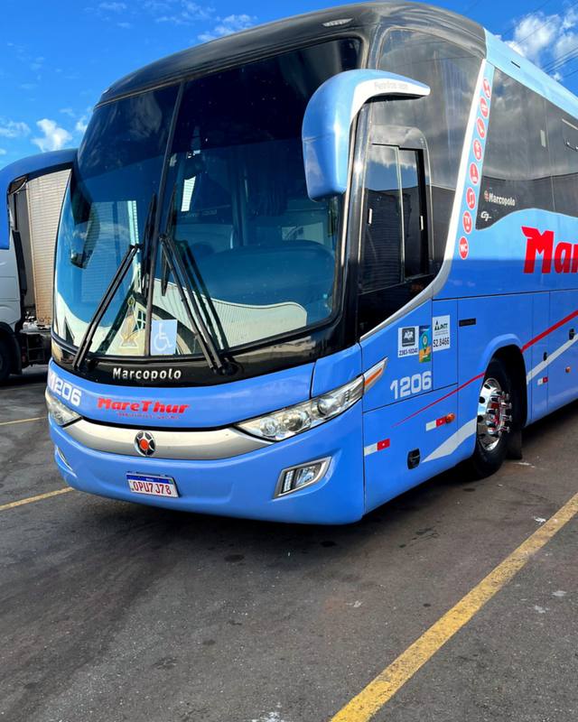 Ônibus rodoviário Marcopolo Paradiso 1200 da Marethur, azul, frota própria em Goiânia